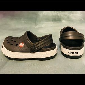 Who doesn’t Enjoy wearing Crocs🐊 Unisex👧🏽🧒🏼